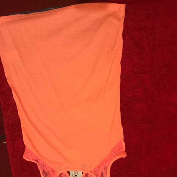 short sleeve - Picture 1 of 1